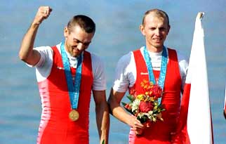 Polska dwójka podwójna Sycz/Kucharski wagi lekkiej zdobyła złoty medal na dystansie 2000 m.